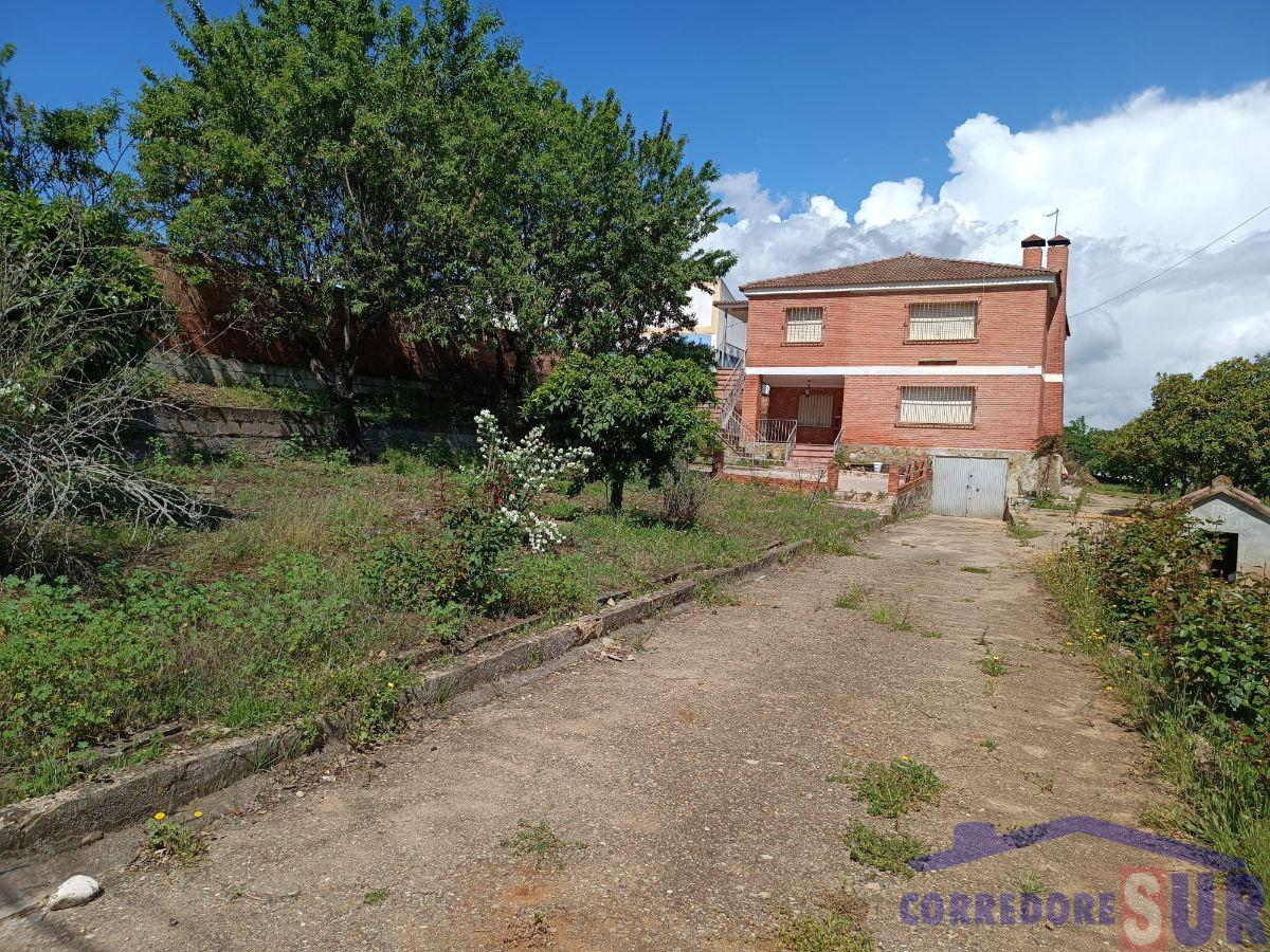 Chalet en Alcolea